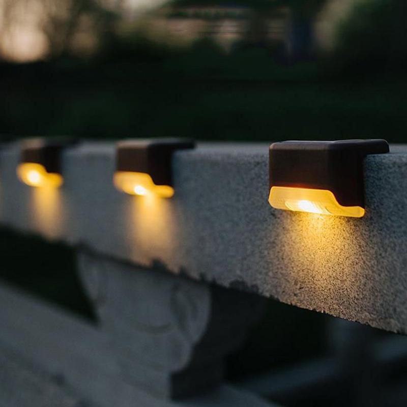 Illuminazione Solare Esterna - Sicurezza e Illuminazione per le Vostre Scale
