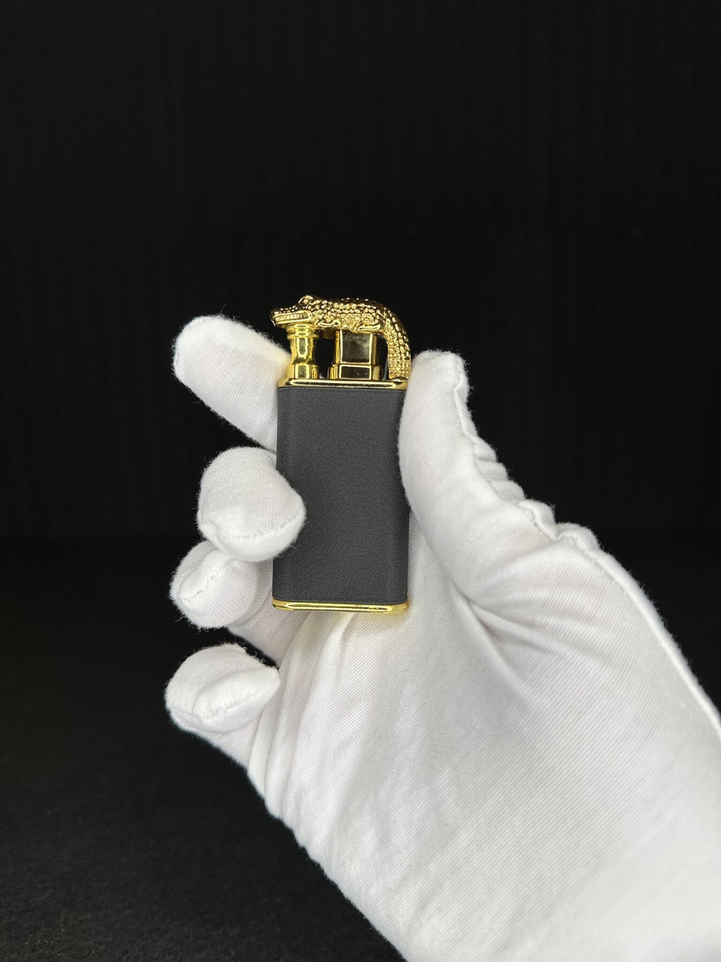 Genopladelig lighter, klar til brug på et øjeblik